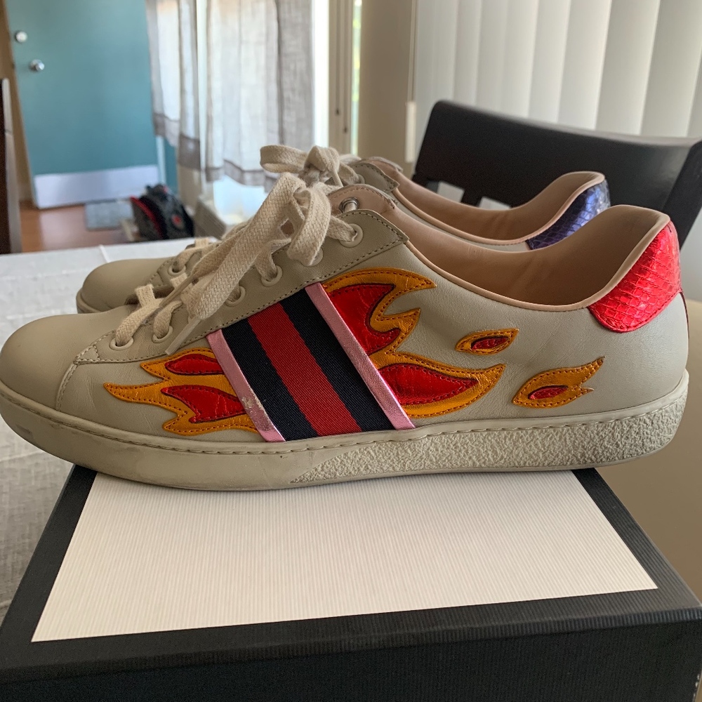 GUCCI Ace Flames' Sneaker w/ Snakeskin detail
